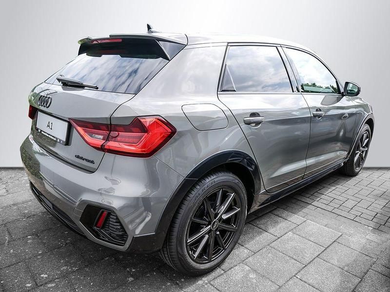 Gebraucht Audi A1 Sport 95 PS (69 kW) 2024 Chronosgrau Kleinwagen