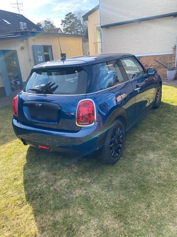 Gebraucht Mini ONE 75 PS (55 kW) 2016 Blau Kleinwagen