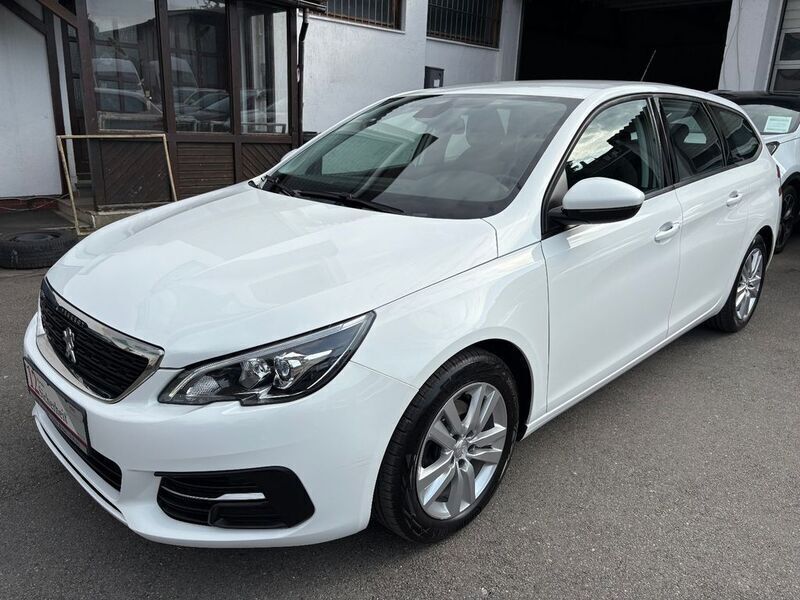 Weiß Gebraucht 2019 Peugeot 308 Active Kombi | 11.990 € (Fairer Preis) - Bild 1/4