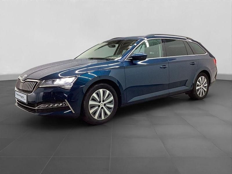 Gebraucht Skoda Superb Ambition 218 PS (160 kW) 2022 Blau Kombi