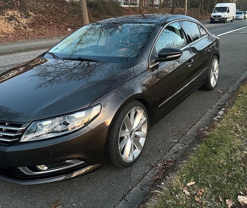 Gebraucht VW CC 160 PS (117 kW) 2013 Braun Limousine