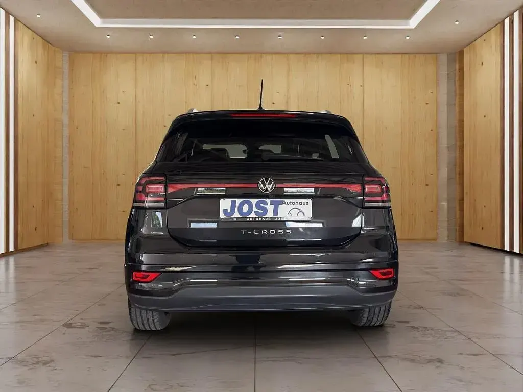 Gebraucht VW T-Cross R-line 110 PS (80 kW) 2022 Schwarz SUV