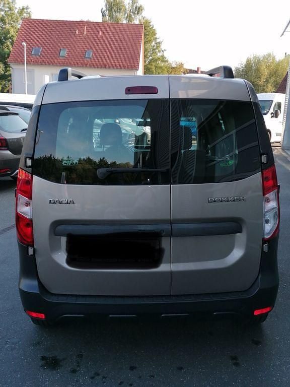 Gebraucht Dacia Dokker Ambiance 83 PS (61 kW) 2014 Braun Van / Kleinbus