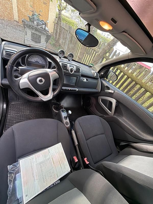Gebraucht Smart ForTwo Coupé 52 PS (38 kW) 2009 Schwarz Coupé