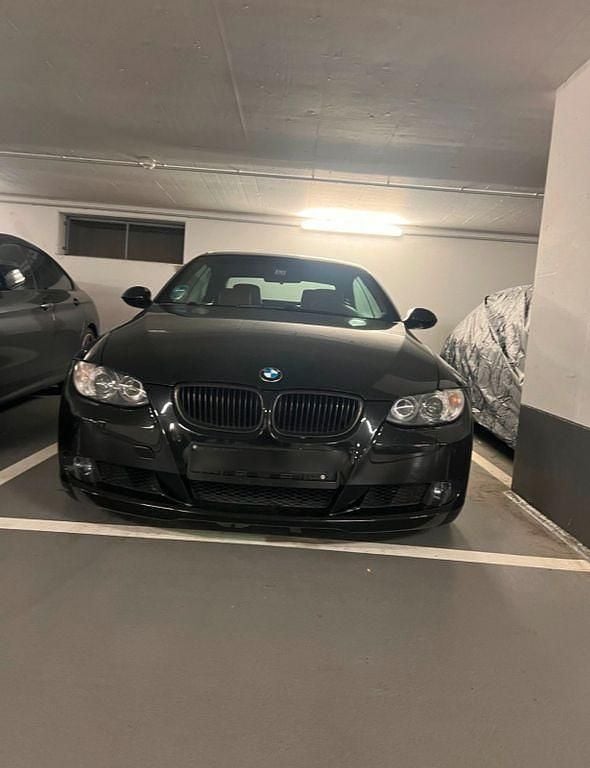 Schwarz Gebraucht 2007 BMW 325 Cabriolet Performance Cabrio | 8.999 € (Fairer Preis) - Bild 1/4