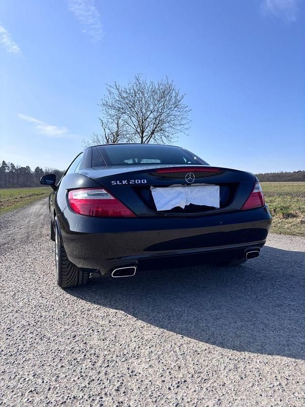 Gebraucht Mercedes SLK200 184 PS (135 kW) 2011 Schwarz Cabrio