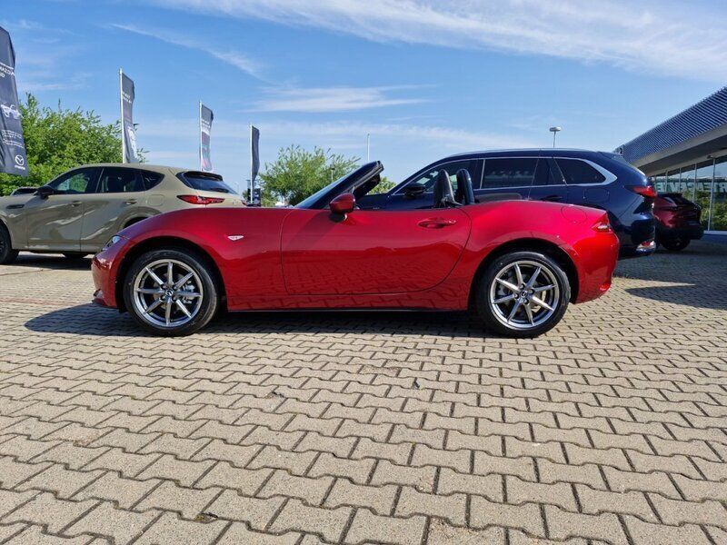Gebraucht Mazda MX5 Exclusive-Line 132 PS (97 kW) 2025 Soul red crystal m Cabrio
