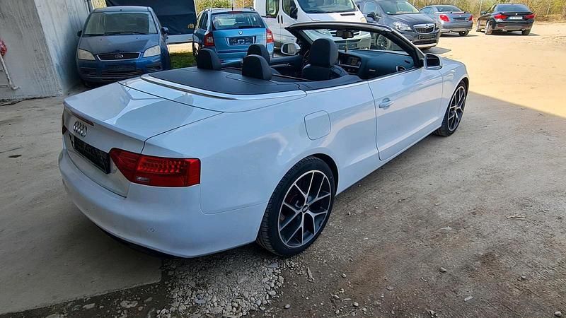 Używany Audi A5 Cabriolet 177 KM (130 kW) 2013 Biały Kabriolet