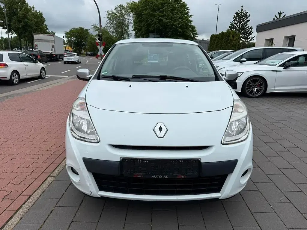 Gebraucht Renault Clio Collection 75 PS (55 kW) 2014 Weiß