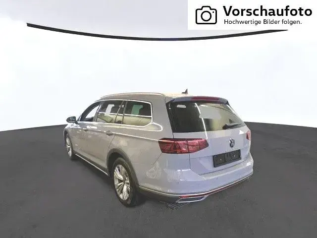 Usata VW Passat Alltrack 200 CV (147 kW) 2023 Grigio Station wagon