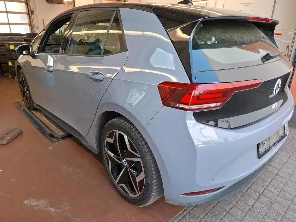 Gebraucht VW ID.3 Pro Performance 150 kW (204 PS) 2023 Grau Kleinwagen