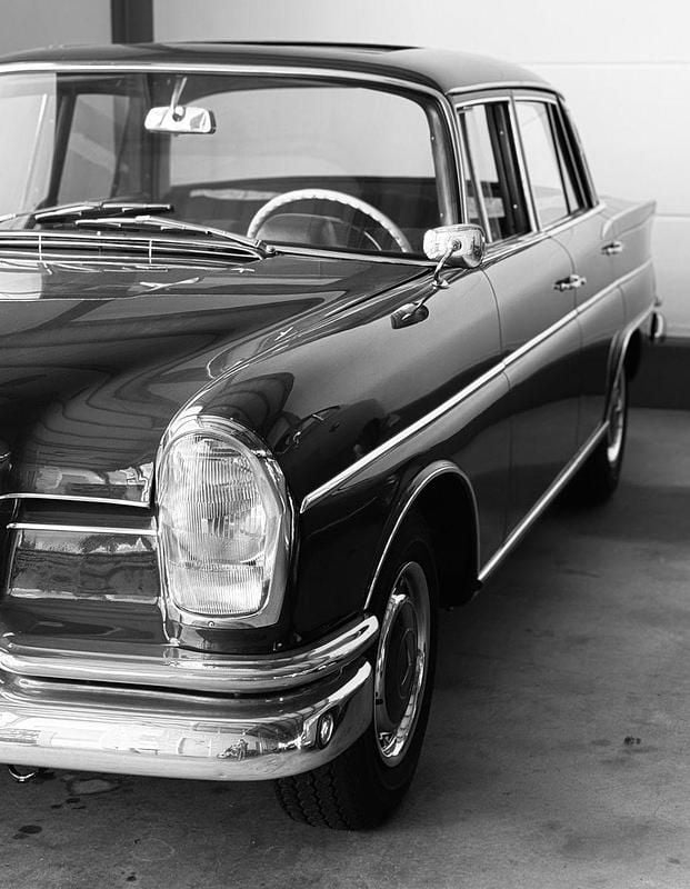 Havannabraun Gebraucht 1962 Mercedes W112 SE Limousine | 39.800 € - Bild 1/4