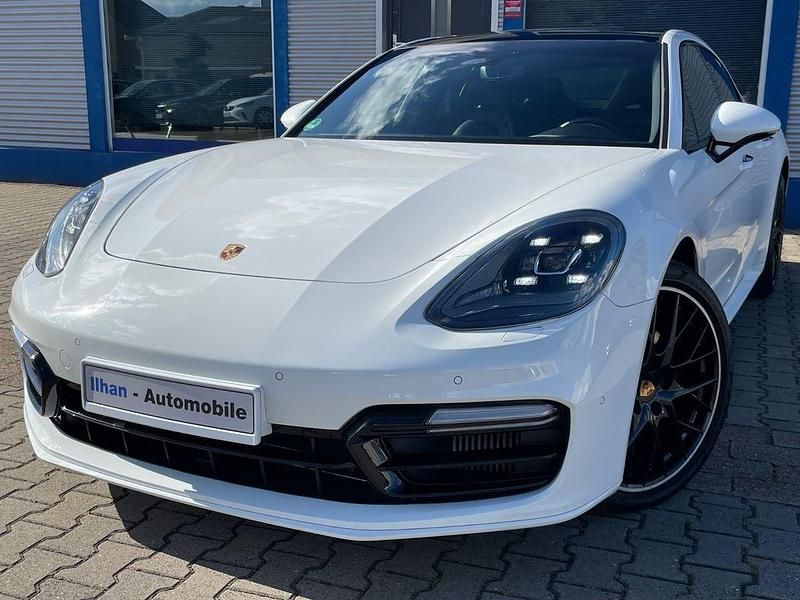 Weiß Gebraucht 2017 Porsche Panamera 4S Sport Limousine | 69.950 € (Teuer) - Bild 1/4