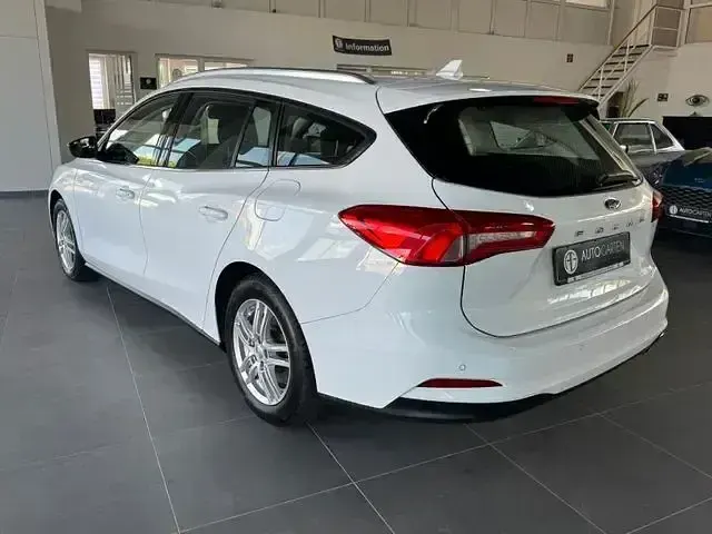 Gebraucht Ford Focus Cool & Connect 155 PS (114 kW) 2019 Weiß Limousine
