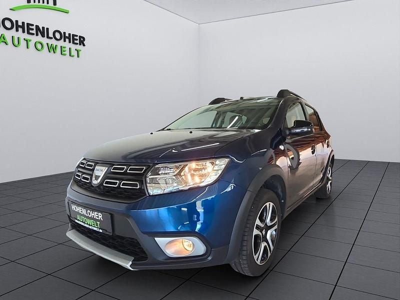 Gebraucht Dacia Sandero Celebration 90 PS (66 kW) 2019 Blau SUV