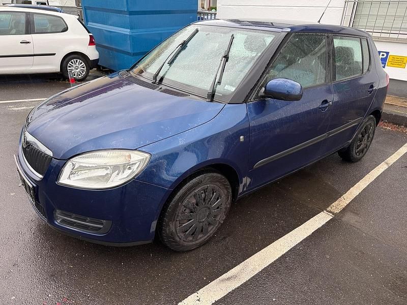 Gebraucht Skoda Fabia 60 PS (44 kW) 2008 Blau Kleinwagen