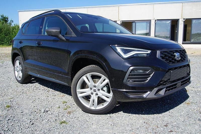 Neu Seat Ateca FR 150 PS (110 kW) 2025 "magic" schwarz SUV