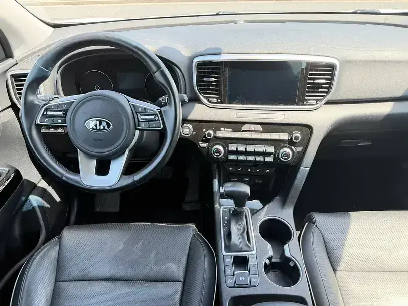 Gebraucht Kia Sportage Platinum Edition 185 PS (136 kW) 2021 Deluxe white (metallic) SUV