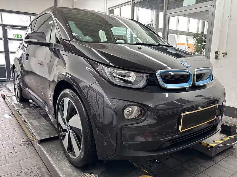 Gebraucht BMW i3 170 PS (125 kW) 2015 Schwarz Kleinwagen