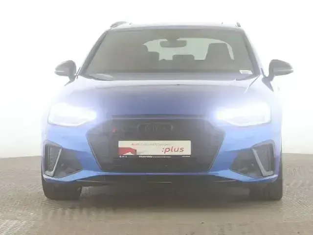 Gebraucht Audi S4 Design 341 PS (250 kW) 2022 Individuallackierungen audi exclusive Kombi