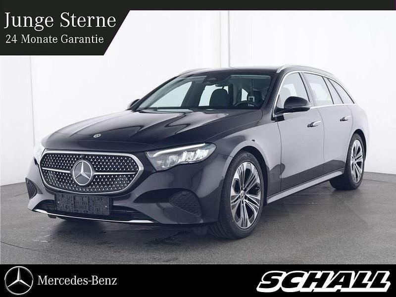 Lack obsidianschwarz Gebraucht 2024 Mercedes E220 Kombi | 49.898 € (Fairer Preis) - Bild 1/4