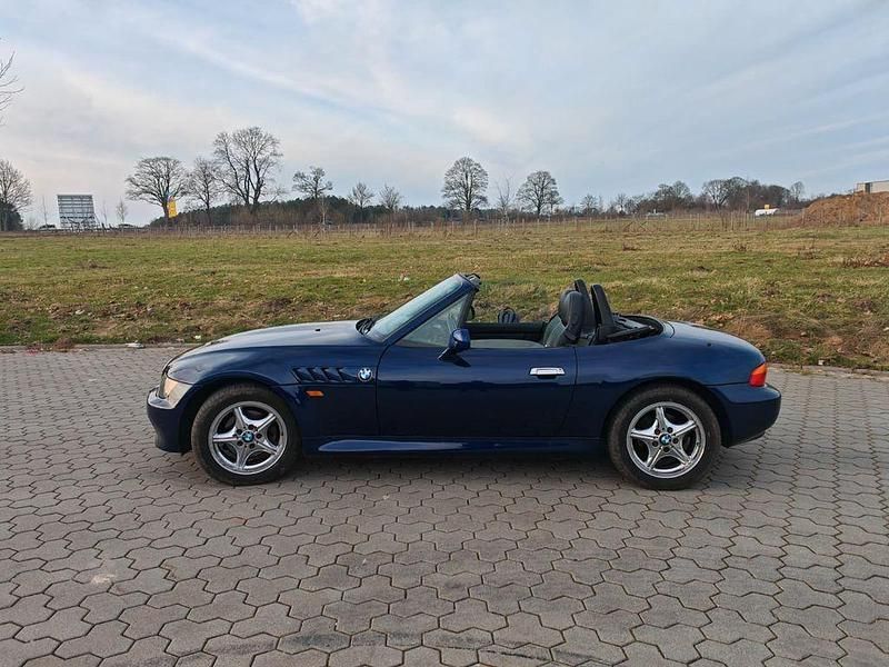Gebraucht BMW Z3 140 PS (102 kW) 1998 Blau Cabrio