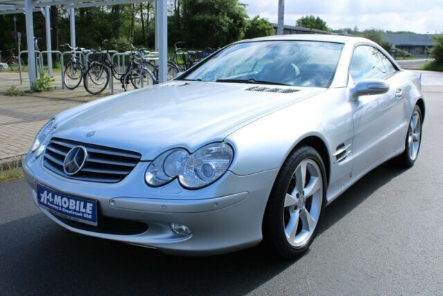 Gebraucht Mercedes SL500 306 PS (225 kW) 2005 Silber metallic Coupé