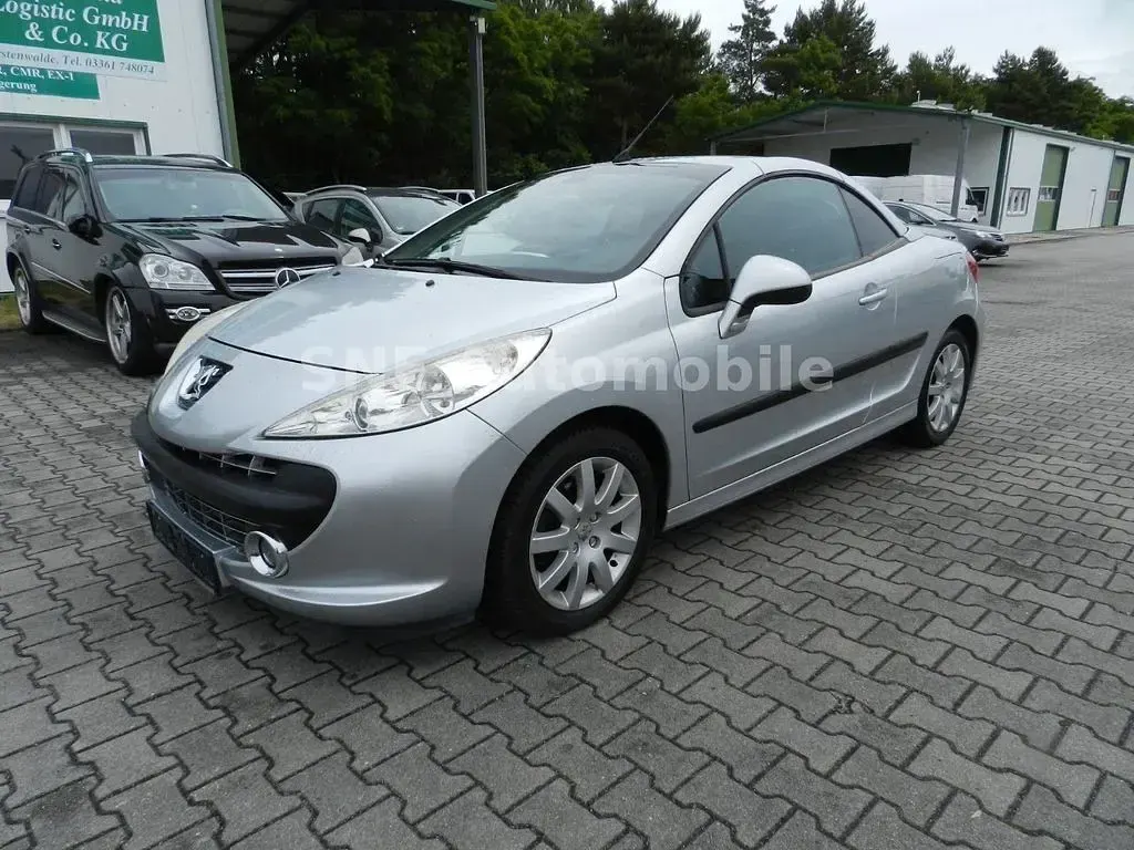 Gebraucht Peugeot 207 CC Sport 120 PS (88 kW) 2007 Grau Cabrio