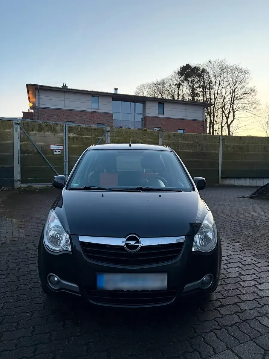 Gebraucht Opel Agila Eco 65 PS (47 kW) 2010 Schwarz Kleinwagen
