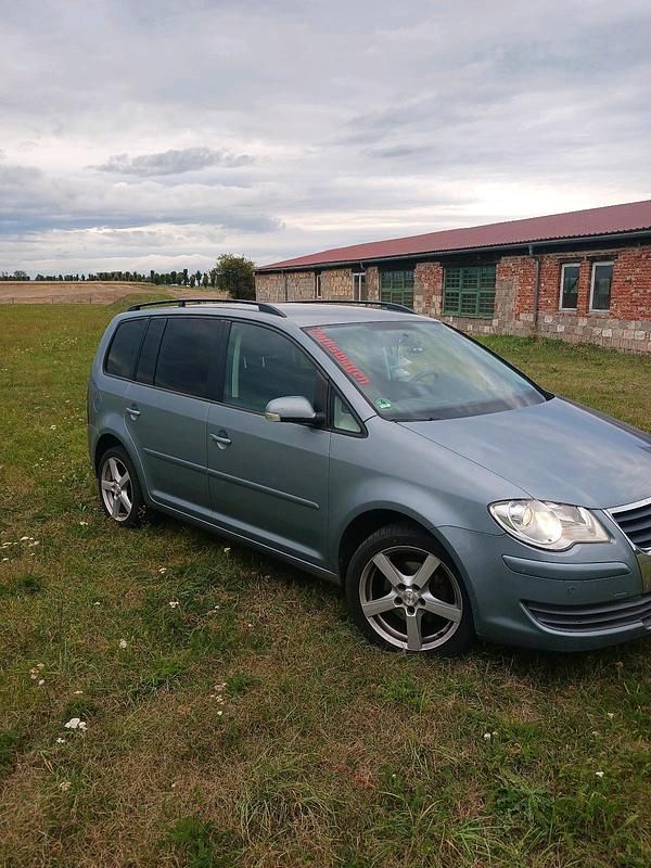Gebraucht VW Touran 109 PS (80 kW) 2007 Grau Van / Kleinbus
