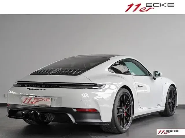 Gebraucht Porsche 992 541 PS (397 kW) 2025 Weiß Coupé