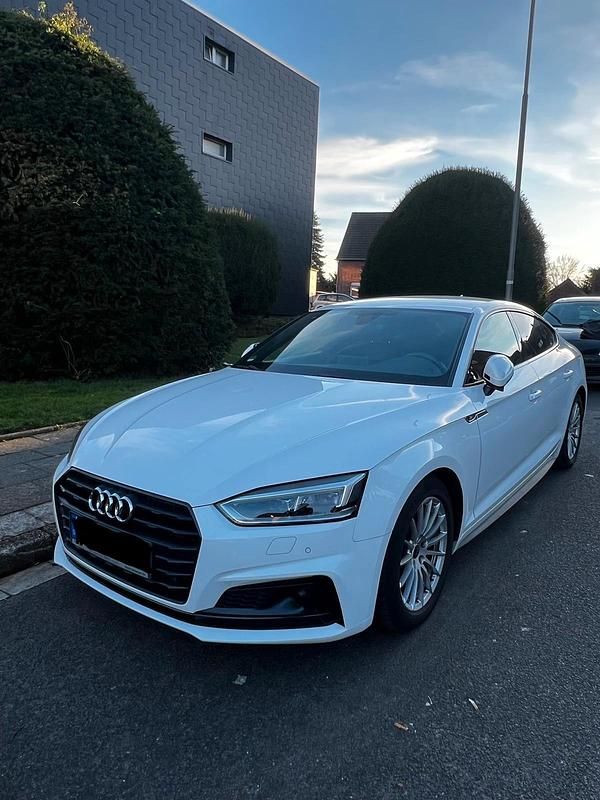 Gebraucht Audi A5 S-Line 190 PS (139 kW) 2019 Weiß Coupé