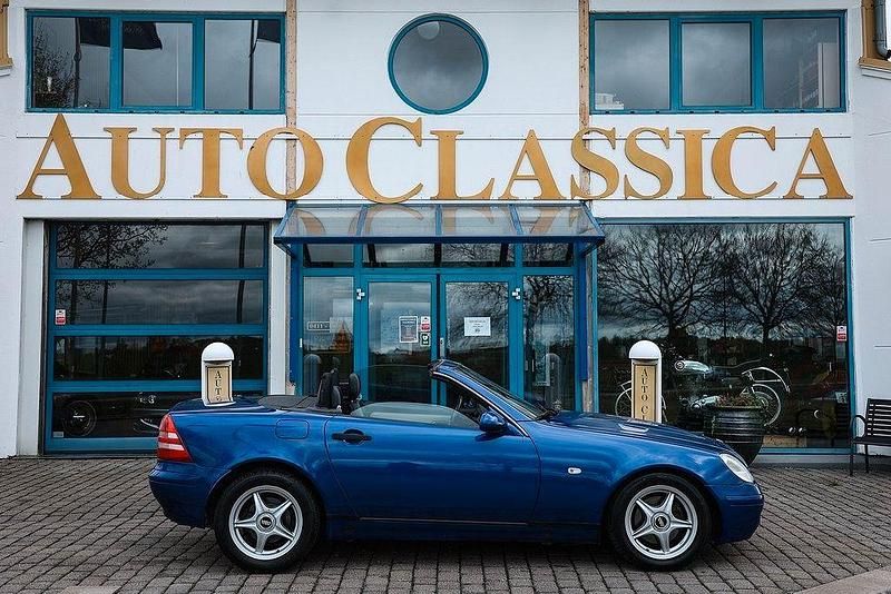 Blau Gebraucht 1999 Mercedes SLK230 Cabrio | 8.700 € - Bild 1/4