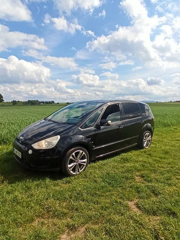 Schwarz Gebraucht 2008 Ford S-MAX Trend Van / Kleinbus | 4.900 € (Teuer) - Bild 1/3