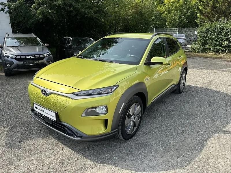 Gebraucht Hyundai Kona Trend 100 kW (136 PS) 2019 Grün SUV