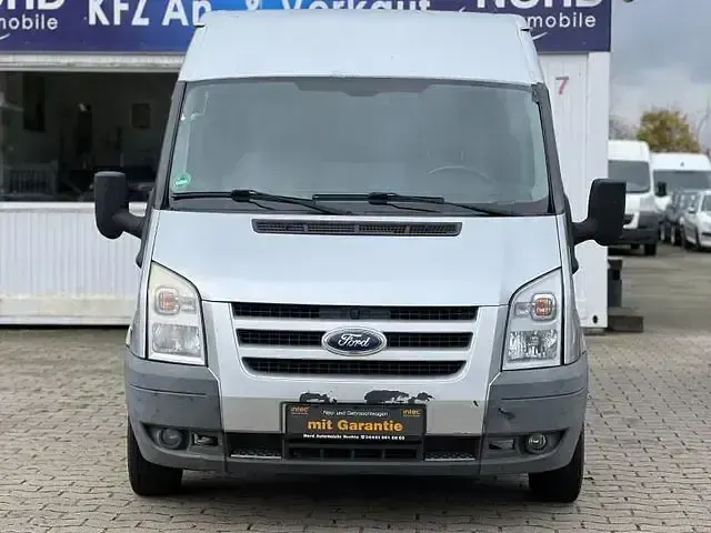 Gebraucht Ford Transit Trend 140 PS (102 kW) 2010 Silber Kombi