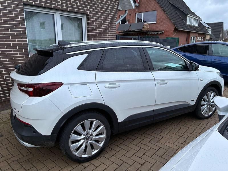 Gebraucht Opel Grandland X 300 PS (220 kW) 2020 Weiß SUV