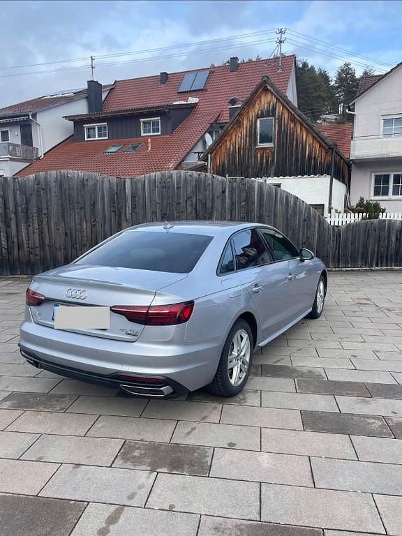 Gebraucht Audi A4 Advanced 231 PS (169 kW) 2020 Grau Limousine