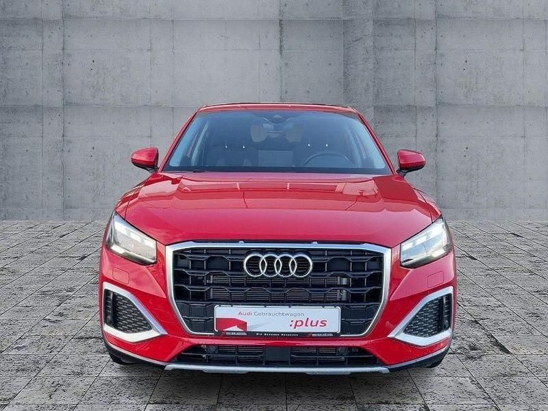Gebraucht Audi Q2 Advanced 150 PS (110 kW) 2025 Rot SUV