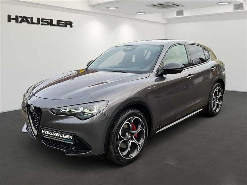 Gebraucht Alfa Romeo Stelvio Veloce 209 PS (153 kW) 2024 Grigio vesuvio SUV
