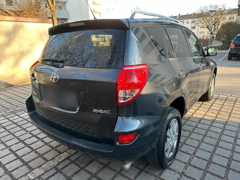 Gebraucht Toyota RAV4 150 PS (110 kW) 2008 Grau SUV