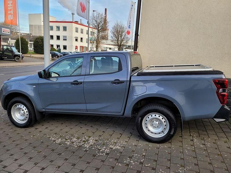 Gebraucht Isuzu D-Max 163 PS (119 kW) 2024 Islay gray Abholung
