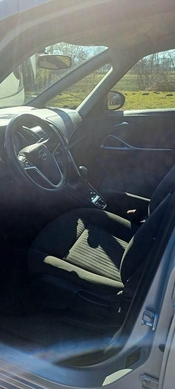 Gebraucht Opel Zafira Tourer Style 131 PS (96 kW) 2015 Silber Van / Kleinbus