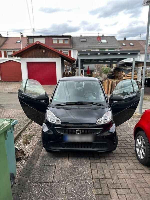 Schwarz Gebraucht 2014 Smart ForTwo Coupé Pure Coupé | 5.999 € (Fairer Preis) - Bild 1/4