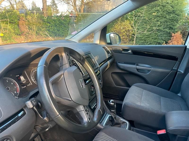 Gebraucht Seat Alhambra 150 PS (110 kW) 2018 Weiß Van / Kleinbus