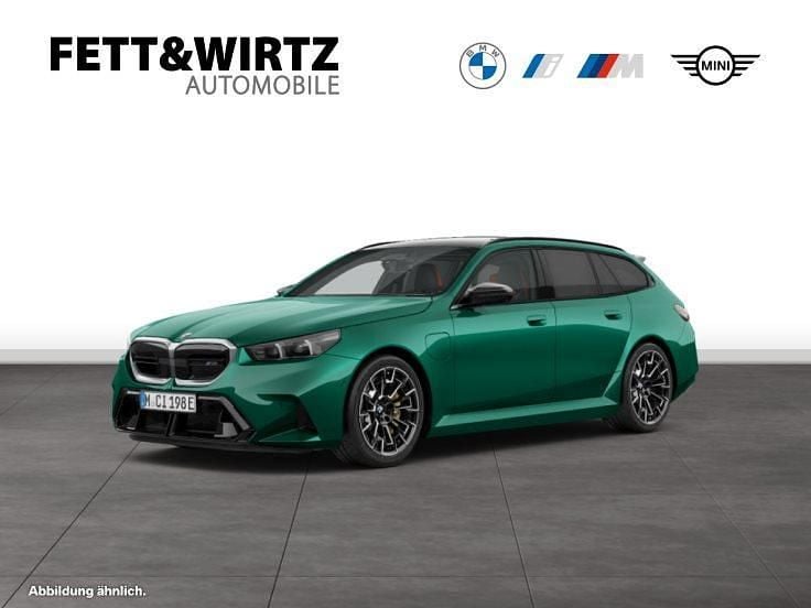 Gebraucht BMW M5 727 PS (534 kW) 2024 Isle of man grün metallic metallic Kombi