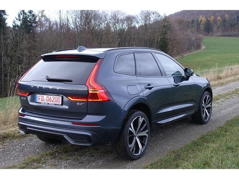 Gebraucht Volvo XC60 Ultimate 197 PS (144 kW) 2023 Blau SUV