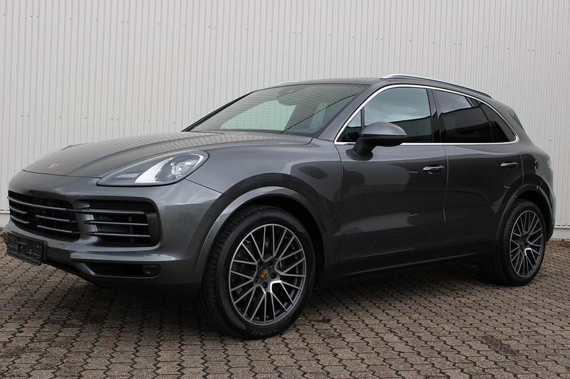 Gebraucht Porsche Cayenne 340 PS (250 kW) 2022 Grau SUV