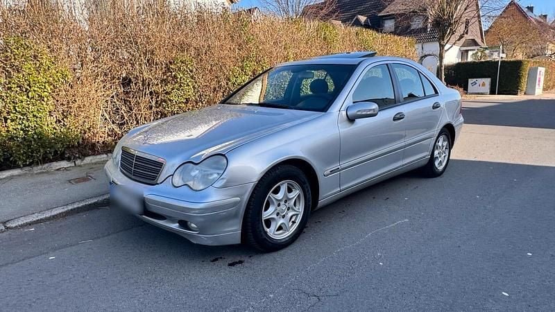 Second-hand Mercedes C220 150 CP (110 kW) 2004 Gri Berlinǎ