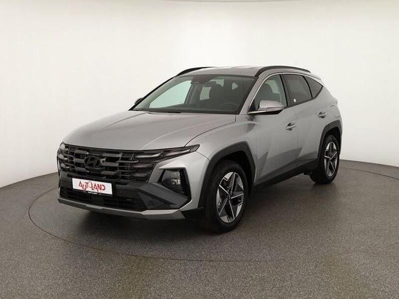 Neu Hyundai Tucson 160 PS (117 kW) 2025 Silber SUV
